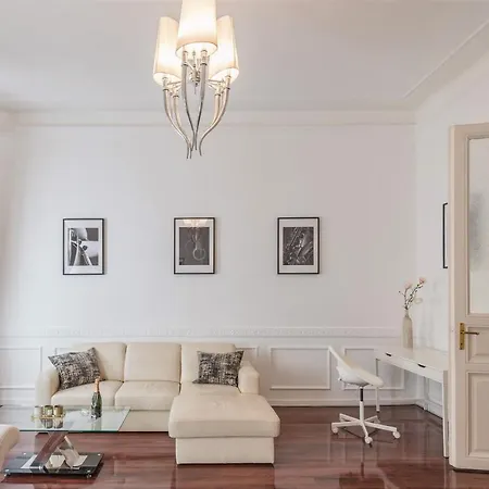 Music Academy Bedroom Suite Cafe Vian Apartman Kft Budapest Exterior photo